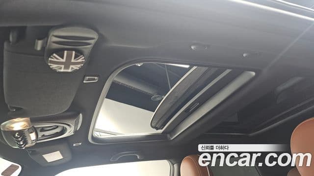 Mini Cooper 3세대, 2022 19