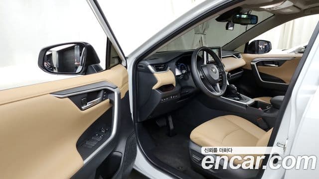 Toyota RAV4 5세대 2.5 4WD гибрид LTD, 2025 10