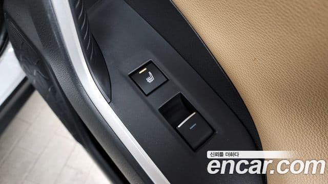 Toyota RAV4 5세대 2.5 4WD гибрид LTD, 2025 19