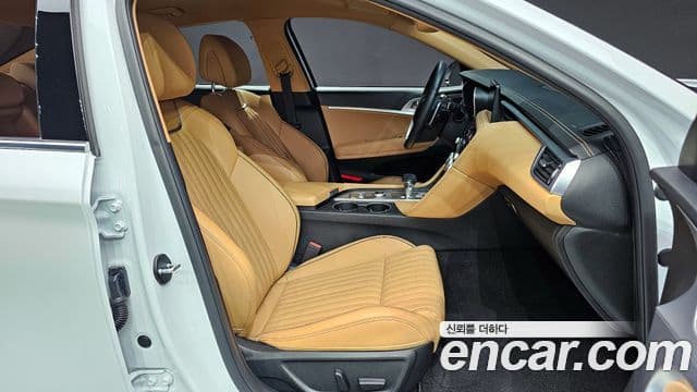 Genesis The / новый New G70, 2023 10