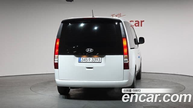 Hyundai Staria Modern, 2025 4