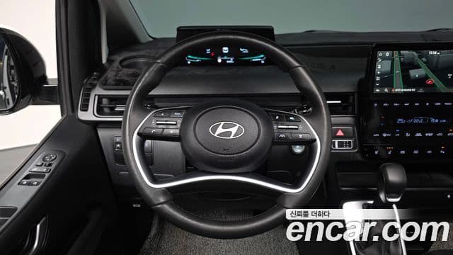 Hyundai Staria Modern, 2025 14