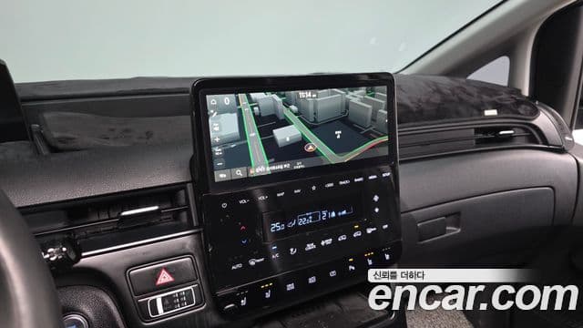 Hyundai Staria Modern, 2025 15