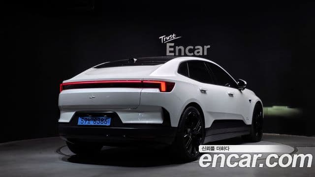 Polestar Polestar 4 Long Range два мотора, 2025 2