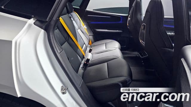 Polestar Polestar 4 Long Range два мотора, 2025 12