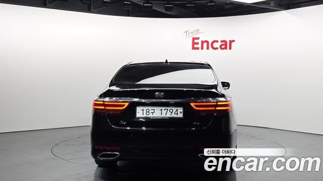 Kia The / новый New K9 Executive, 2015 4