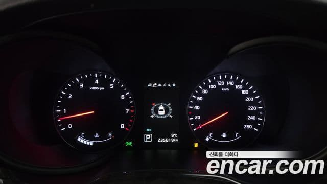 Kia The / новый New K9 Executive, 2015 8