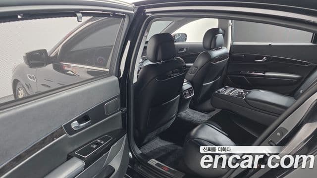 Kia The / новый New K9 Executive, 2015 17