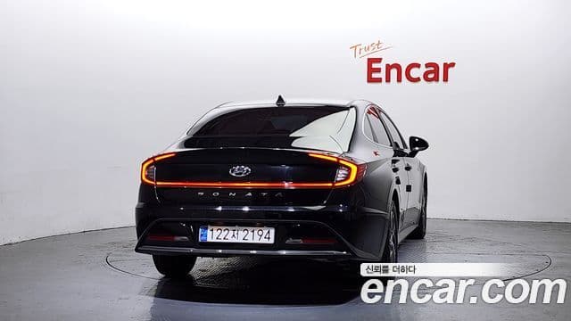 Hyundai Sonata гибрид (DN8) Modern, 2022 4