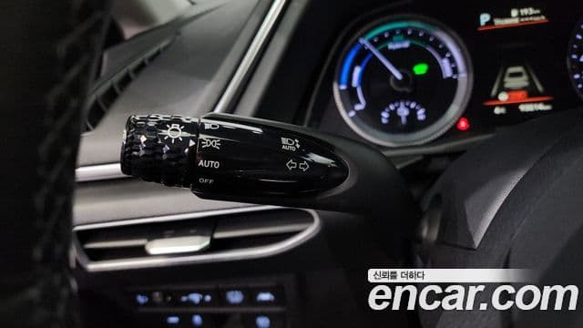 Hyundai Sonata гибрид (DN8) Modern, 2022 17