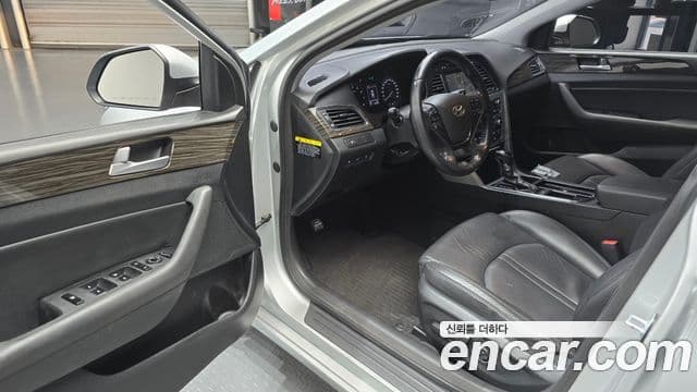 Hyundai LF Sonata 2.0 Smart, 2015 11