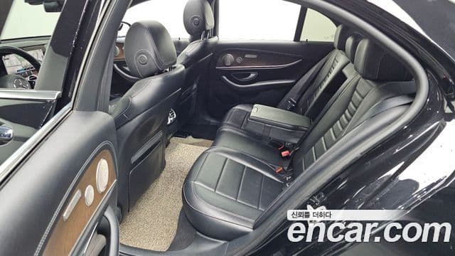 Mercedes-Benz E-класс W213 Exclusive, 2022 11