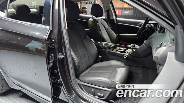 Genesis G70 Advanced, 2019 10