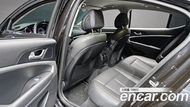 Genesis G70 Advanced, 2019 12