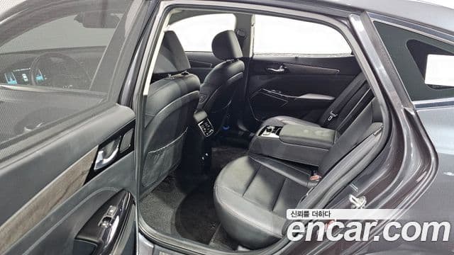 Kia K7 Premier гибрид Noblesse, 2020 17