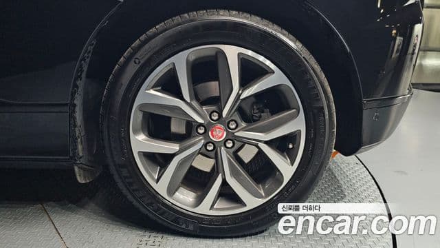 Jaguar I-PACE EV400 HSE, 2019 все фото