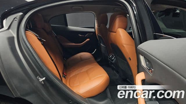 Jaguar I-PACE EV400 HSE, 2019 12