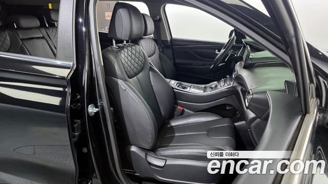 Hyundai The / новый New Santa Fe Exclusive, 2023 12