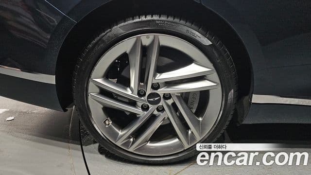 Genesis G80 (RG3) бензин 2.5 турбо AWD, 2025 все фото