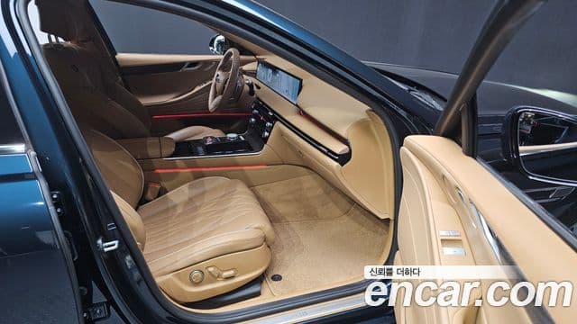 Genesis G80 (RG3) бензин 2.5 турбо AWD, 2025 10