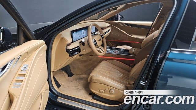 Genesis G80 (RG3) бензин 2.5 турбо AWD, 2025 11