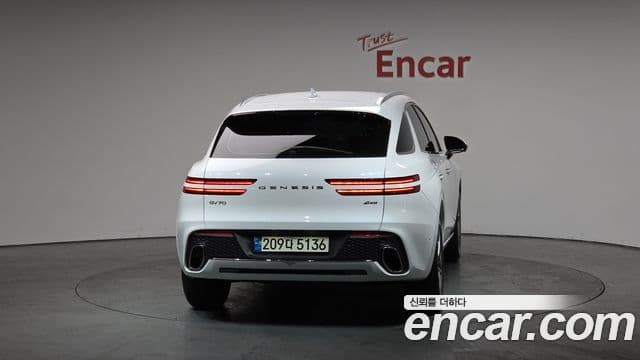 Genesis GV70, 2022 4