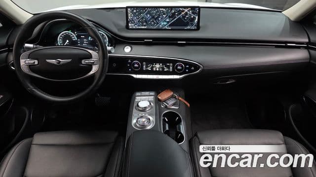 Genesis GV70, 2022 7