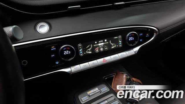 Genesis GV70, 2022 17