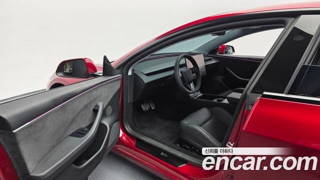 Tesla модель 3 performance AWD, 2025 10