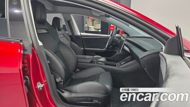 Tesla модель 3 performance AWD, 2025 11