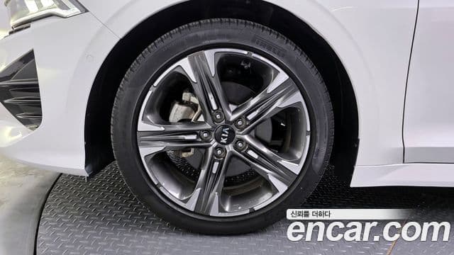 Kia K5 3세대 Signature, 2021 все фото