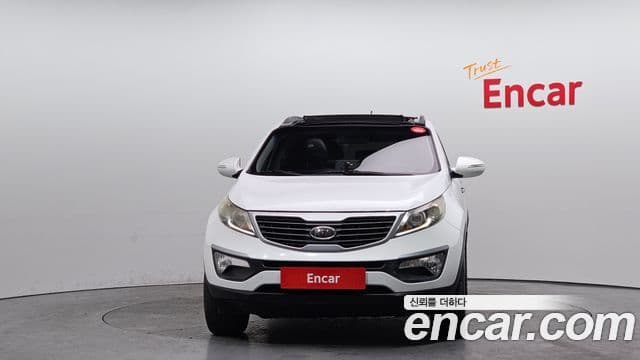 Kia Sportage R топовая версия, 2012 3