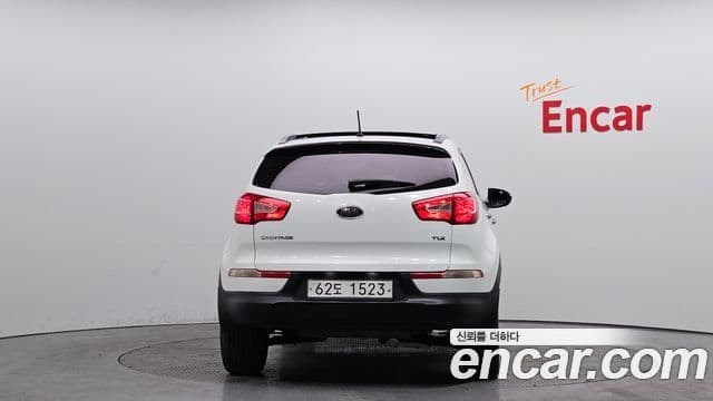 Kia Sportage R топовая версия, 2012 4