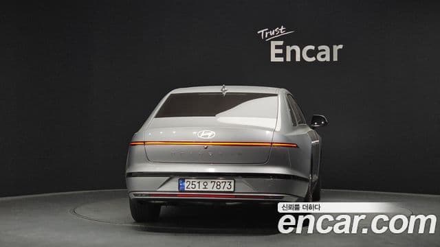 Hyundai Grandeur (GN7) Exclusive, 2023 4