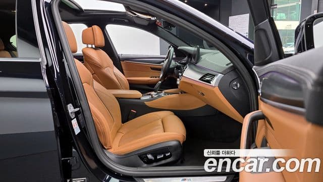 BMW 5시리즈 (G30) 520i M Sport, 2023 10