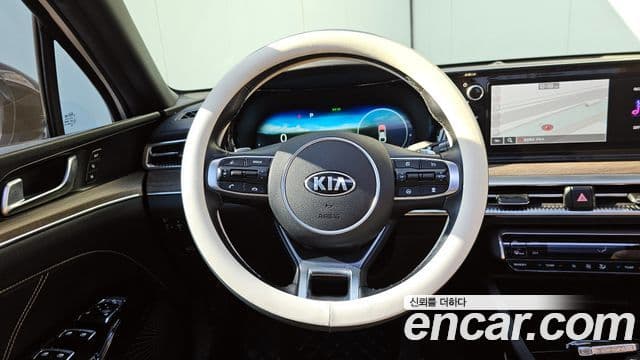 Kia K5 3세대 Signature, 2020 13