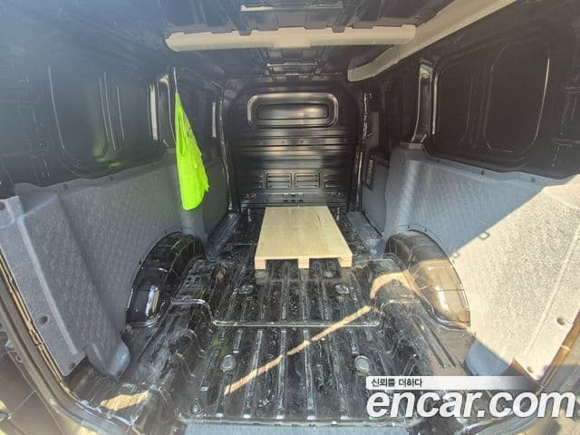 Kia PV5 Standard Basic, 2026 6