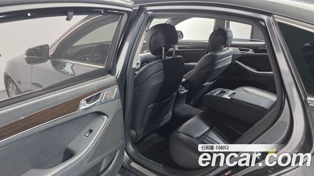 Genesis G80 Prestige, 2018 17