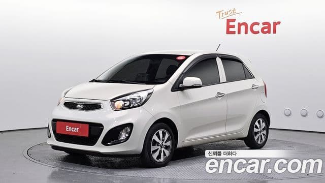 Kia All New Morning Deluxe Trendy, 2014 1