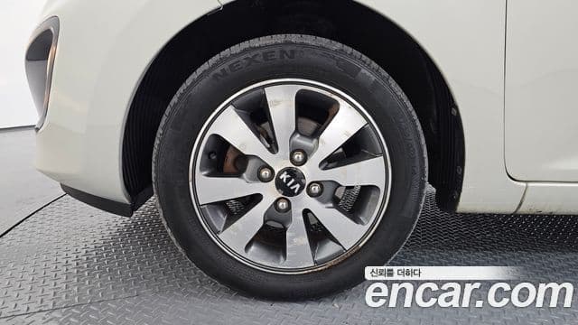 Kia All New Morning Deluxe Trendy, 2014 все фото