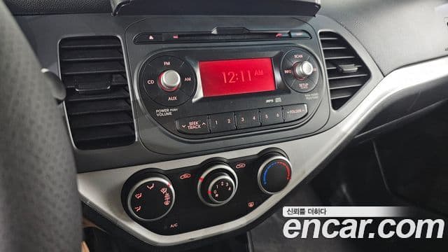 Kia All New Morning Deluxe Trendy, 2014 18