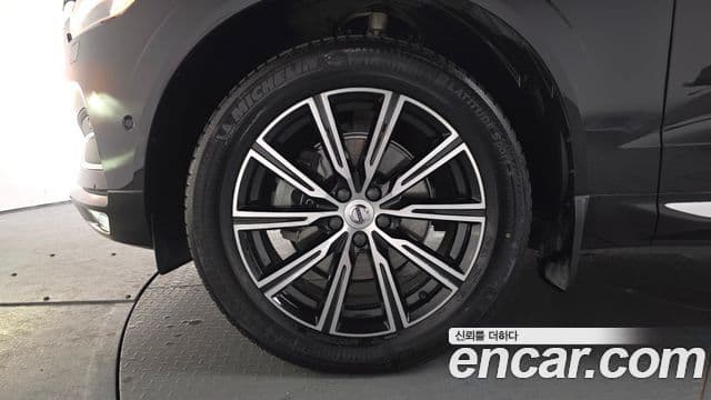 Volvo XC60 2세대 B5 Inscription, 2021 все фото