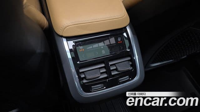 Volvo XC60 2세대 B5 Inscription, 2021 18