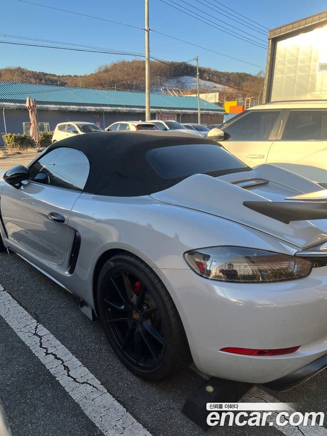 Porsche 718 Boxster, 2017 3