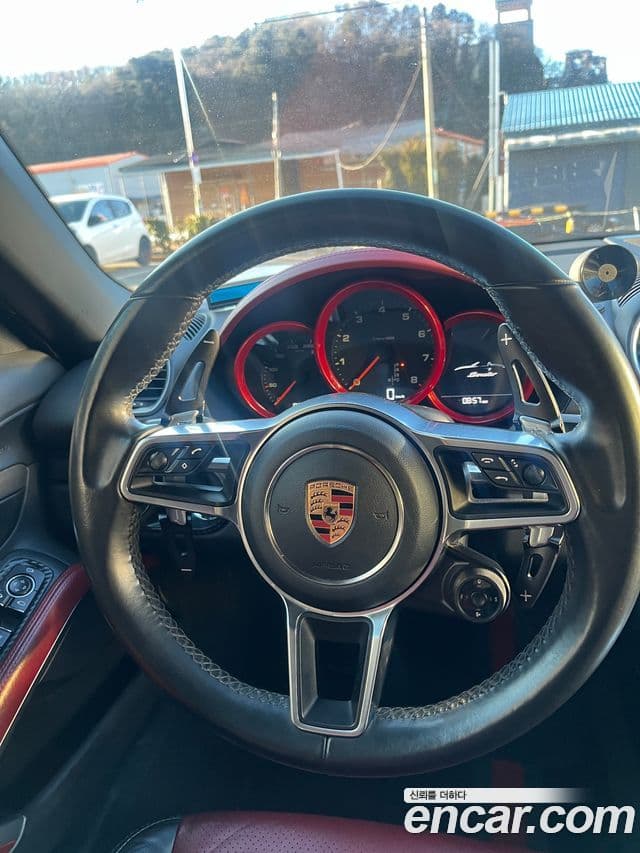 Porsche 718 Boxster, 2017 все фото