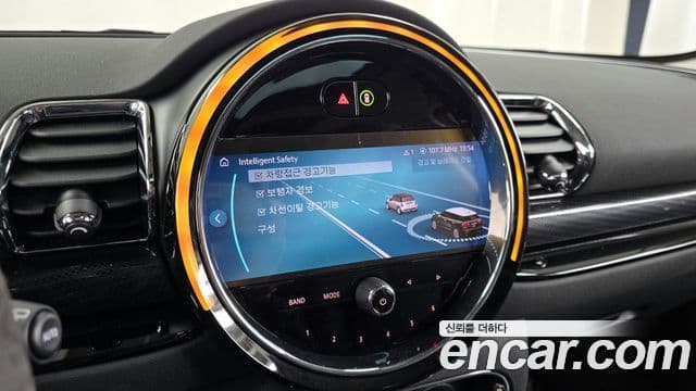 Mini Cooper 클럽맨 2세대, 2024 16