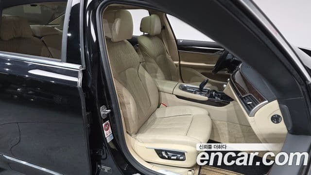 BMW 7시리즈 (G11), 2016 12