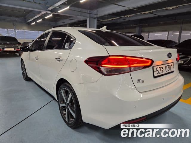 Kia The / новый New K3 Style, 2017 6