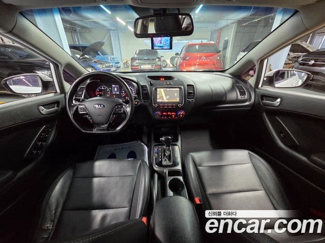 Kia The / новый New K3 Style, 2017 7