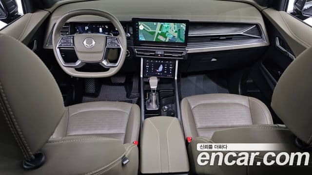 KG모빌리티(SsangYong) Torres Black Edition, 2024 7